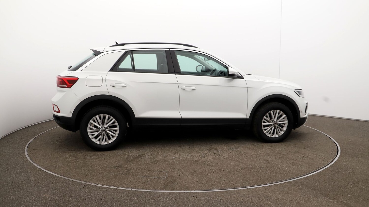 Used Volkswagen T-Roc for sale - 76809742: Photo 43