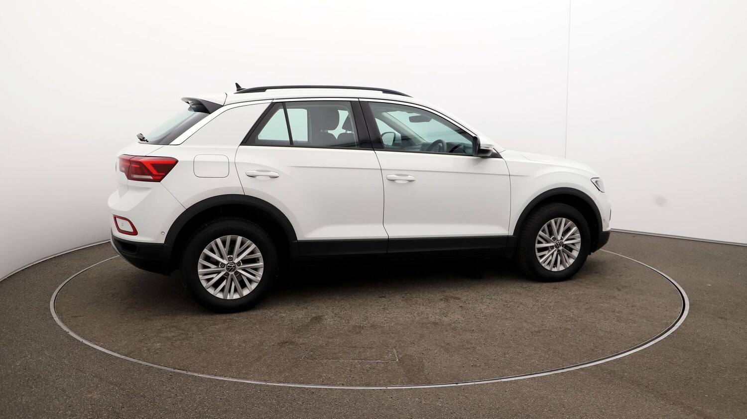 Used Volkswagen T-Roc for sale - 76809742: Photo 44