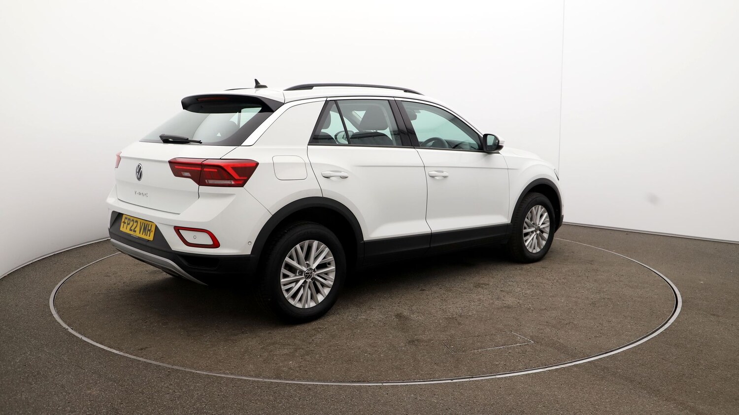 Used Volkswagen T-Roc for sale - 76809742: Photo 46