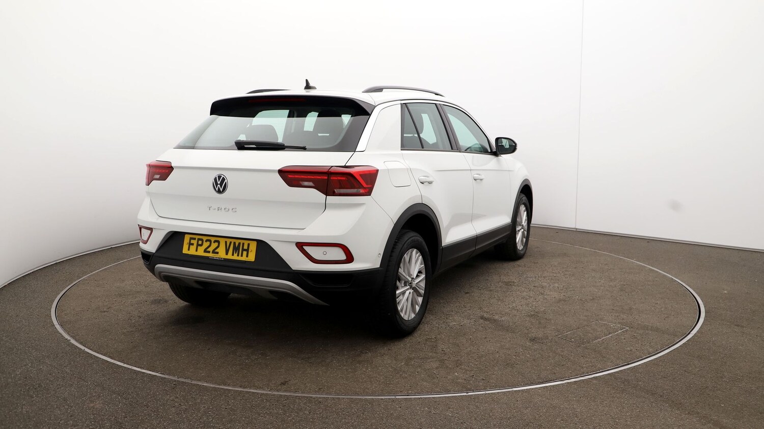 Used Volkswagen T-Roc for sale - 76809742: Photo 48