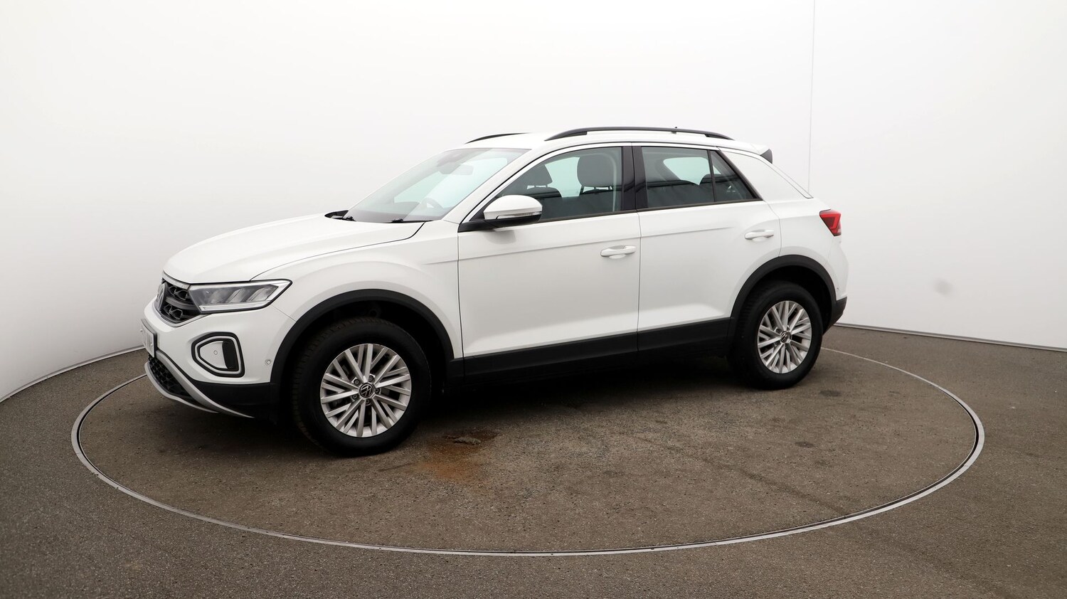 Used Volkswagen T-Roc for sale - 76809742: Photo 60