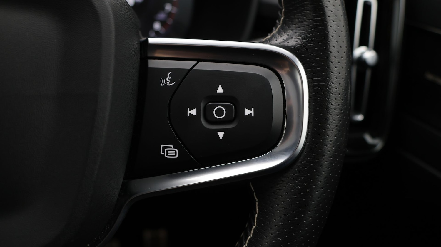 Used Volvo XC40 2021 for sale - 77325943: Photo 26