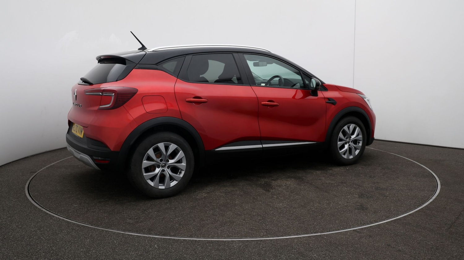Used Renault Captur for sale - 76811907: Photo 41