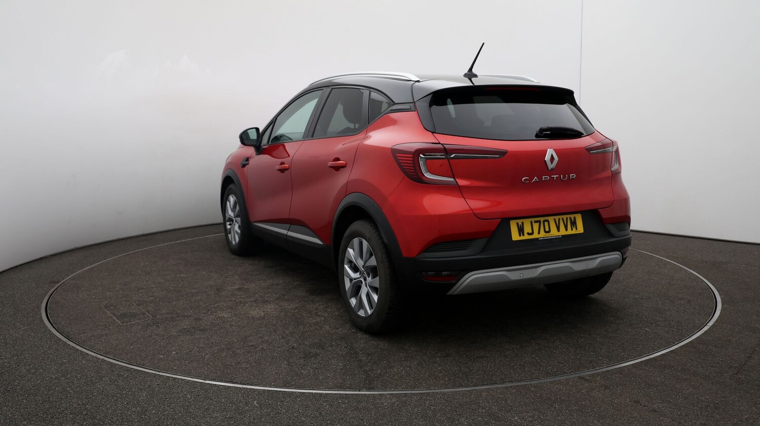 Used Renault Captur for sale - 76811907: Photo 50