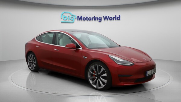 Used Tesla Model 3 2020 for sale - 75563874: Photo 2