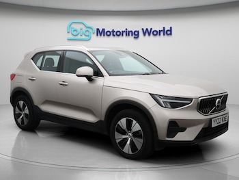 Volvo - XC40