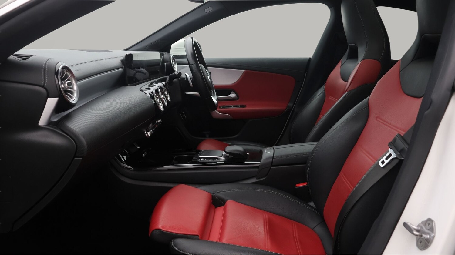 Used Mercedes-Benz CLA 2020 for sale - 77529330: Photo 14