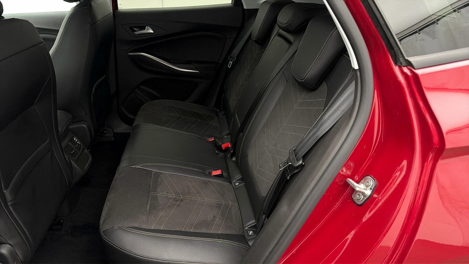 Used Vauxhall Grandland for sale - 78108089: Photo 15