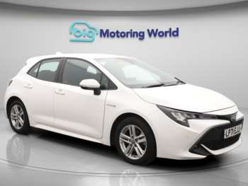2022 (71) - 1.8 VVT-h GPF Icon Tech Hatchback 5dr Petrol Hybrid CVT Euro 6 (s/s) (122 p