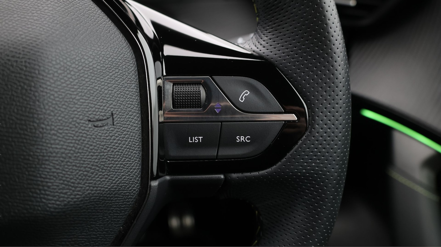 Used Peugeot 2008 2023 for sale - 77731004: Photo 24