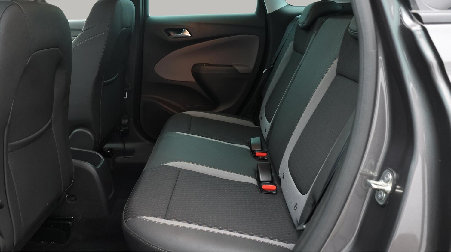 Used Vauxhall Crossland X 2020 for sale - 76398101: Photo 17