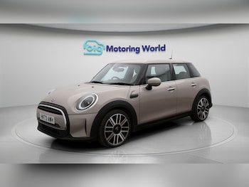 Used MINI Hatch 2023 for sale - 77204024: Photo