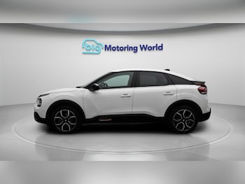 Used Citroen e-C4 2023 for sale - 78410083: Photo