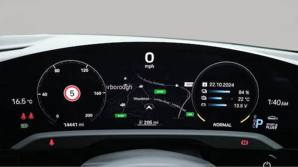 Used Porsche Taycan 2020 for sale - 76166878: Photo 11