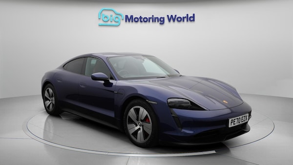 Used Porsche Taycan 2020 for sale - 76166878: Photo 2