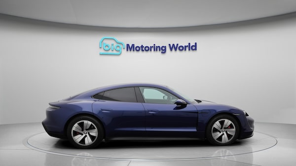 Used Porsche Taycan 2020 for sale - 76166878: Photo 9