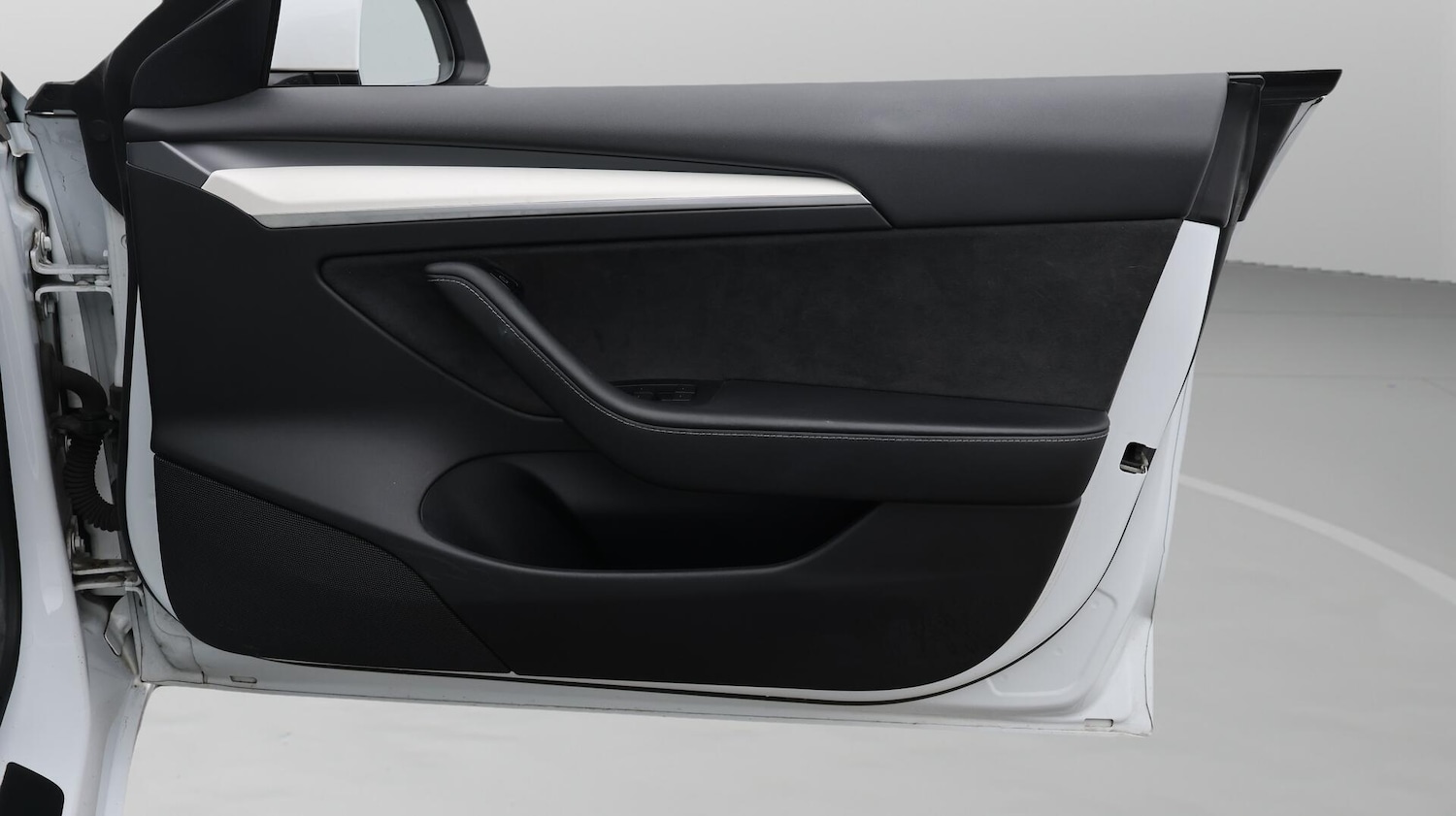 Used Tesla Model 3 2021 for sale - 76549726: Photo 16