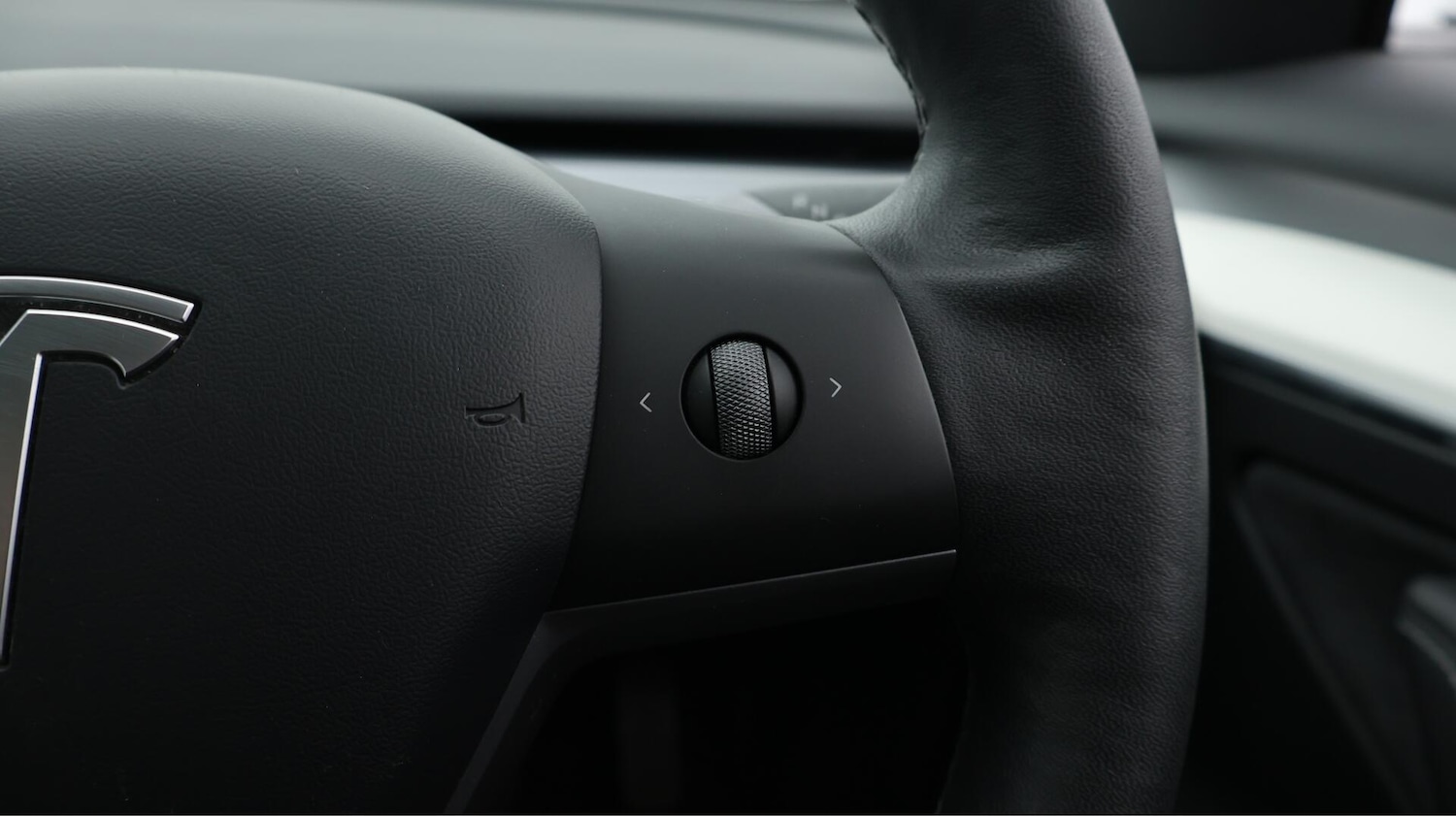 Used Tesla Model 3 2021 for sale - 76549726: Photo 27