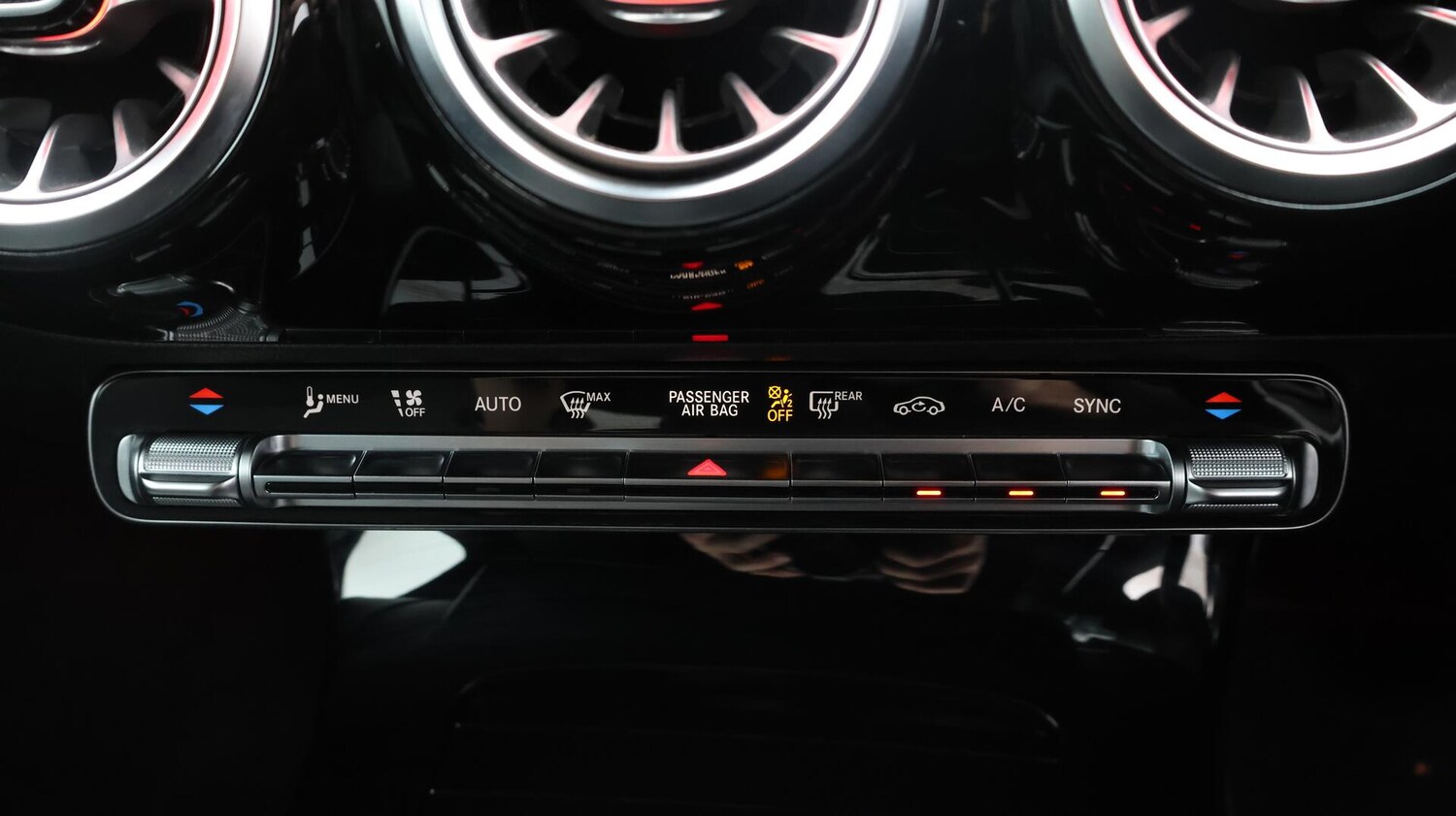 Used Mercedes-Benz CLA 2021 for sale - 76538263: Photo 13