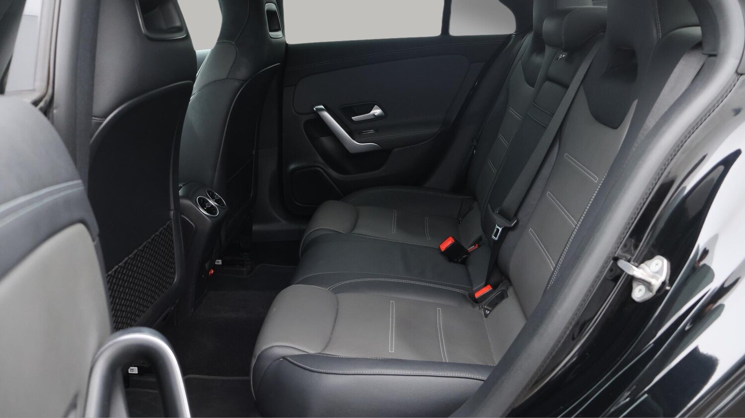 Used Mercedes-Benz CLA 2021 for sale - 76538263: Photo 17