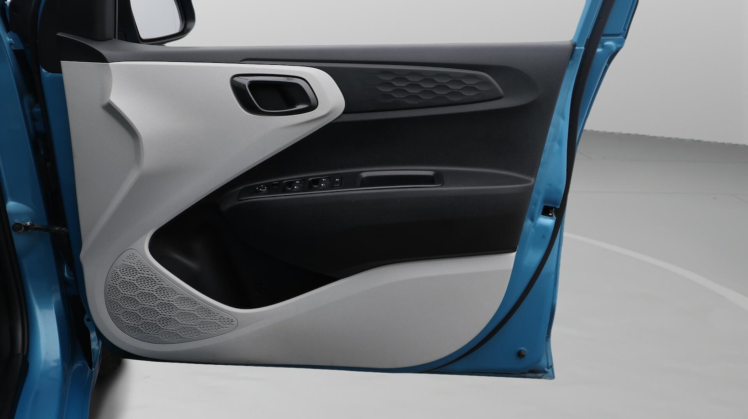 Used Hyundai i10 2023 for sale - 76485555: Photo 16