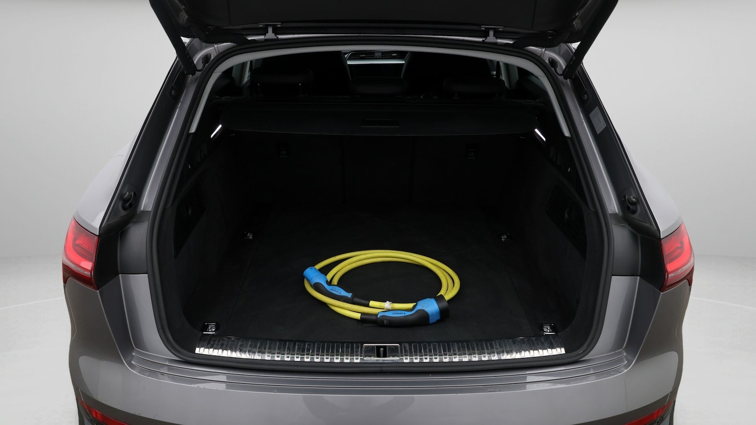 Used Audi e-tron 2020 for sale - 77652453: Photo 17