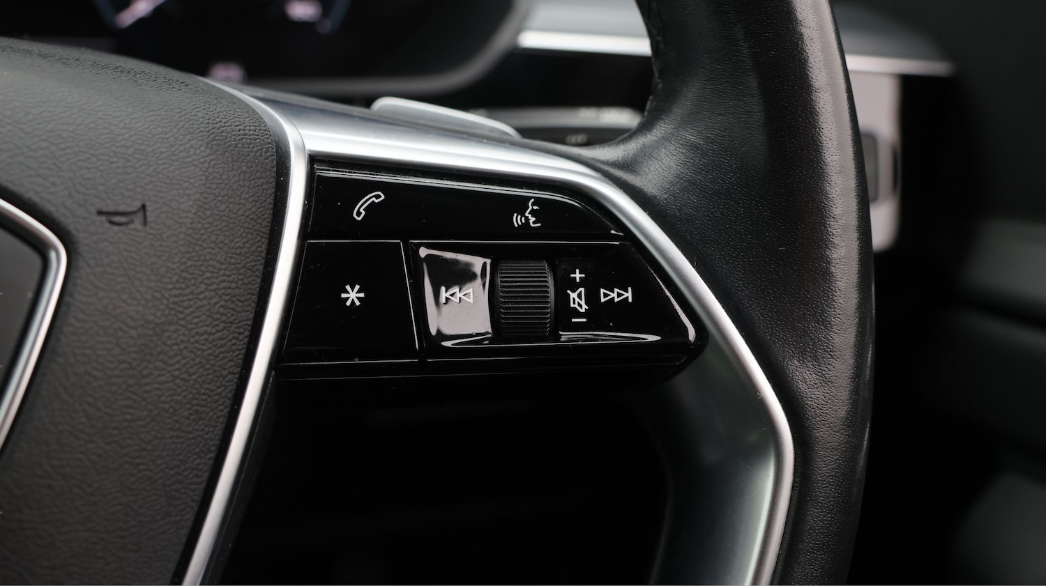 Used Audi e-tron 2020 for sale - 77652453: Photo 23