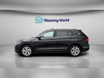 Used Volkswagen Tiguan Allspace 2023 for sale - 79405857: Photo
