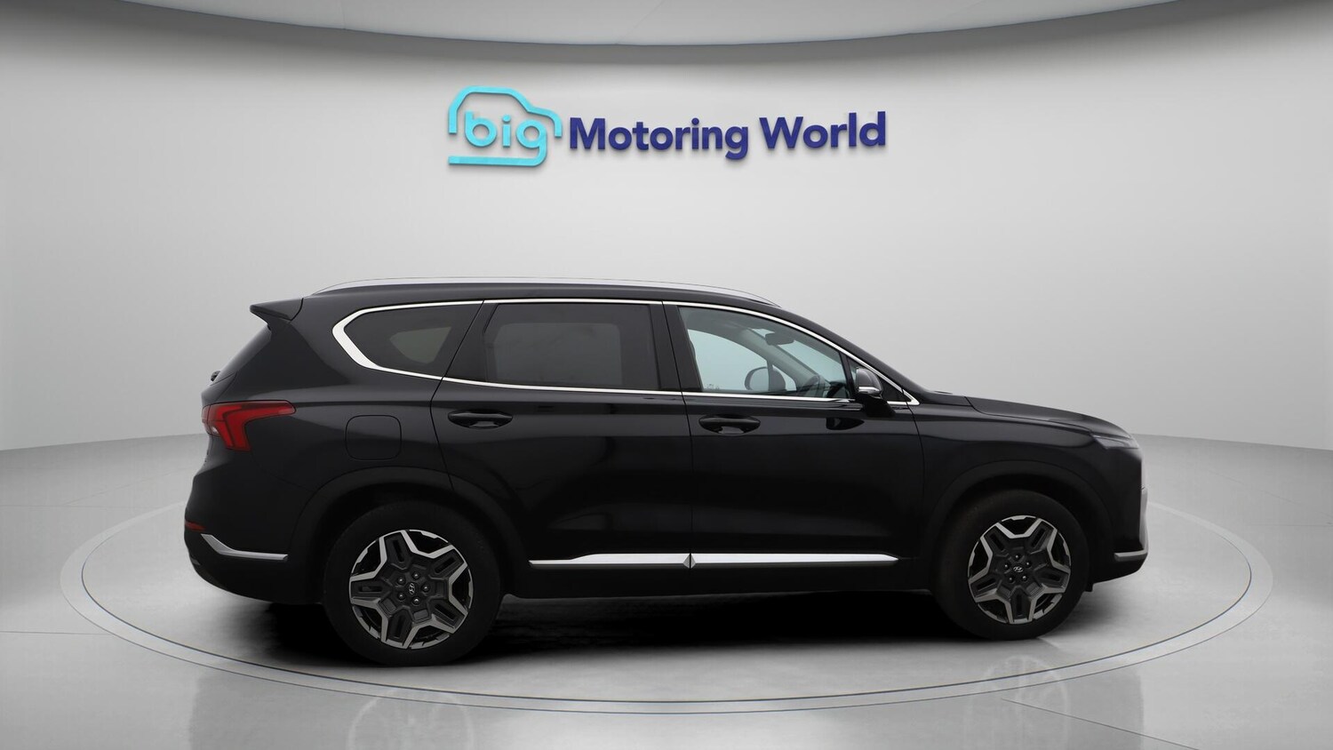 Used Hyundai Santa Fe 2023 for sale - 76688499: Photo 9