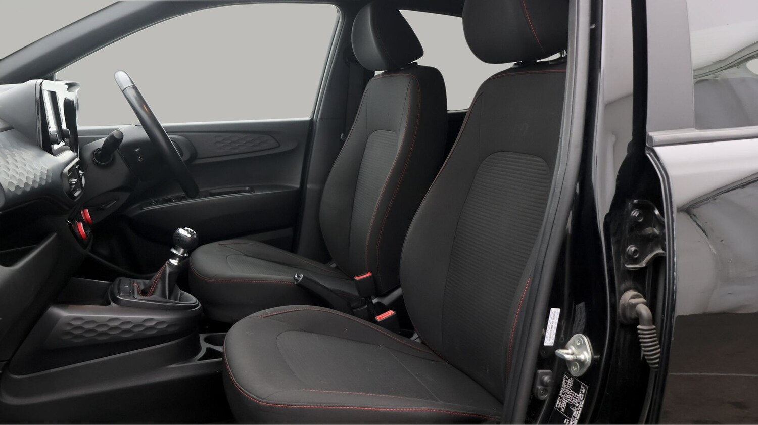 Used Hyundai i10 for sale - 77181517: Photo 14