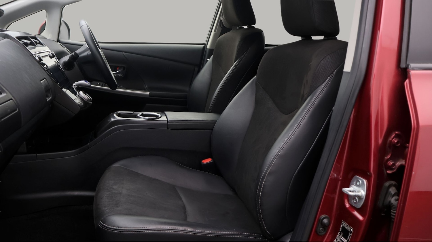 Used Toyota Prius+ 2020 for sale - 77202139: Photo 14