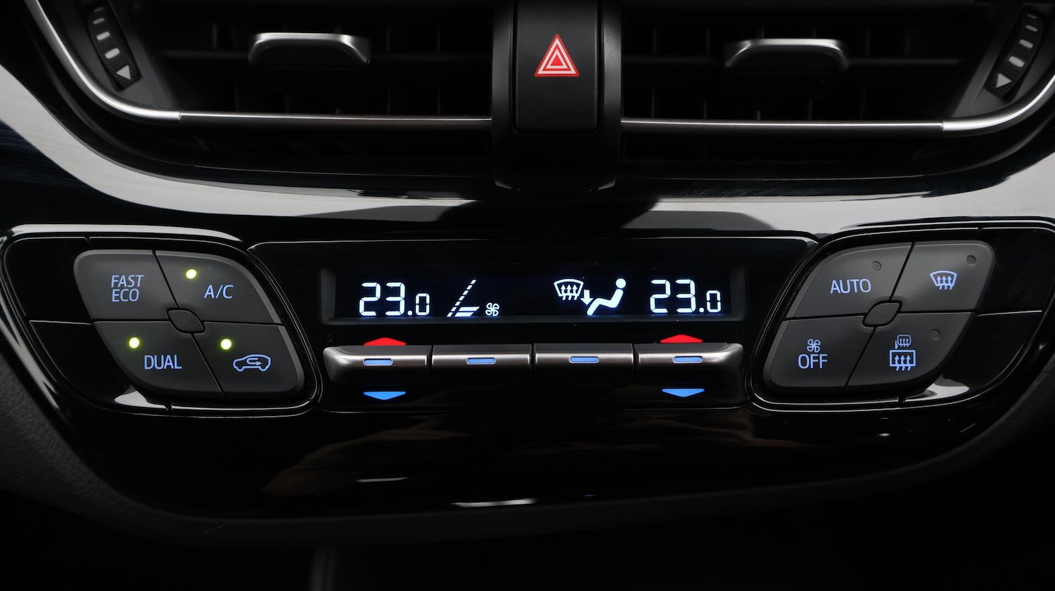 Used Toyota C-HR 2022 for sale - 76608467: Photo 13