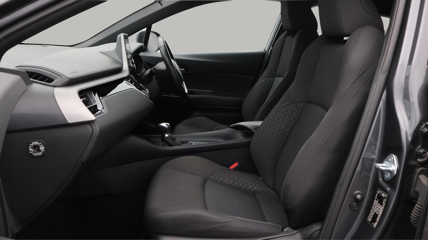 Used Toyota C-HR 2022 for sale - 76608467: Photo 15