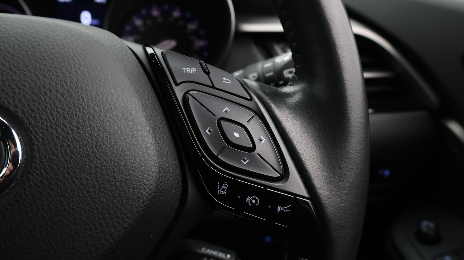 Used Toyota C-HR 2022 for sale - 76608467: Photo 27