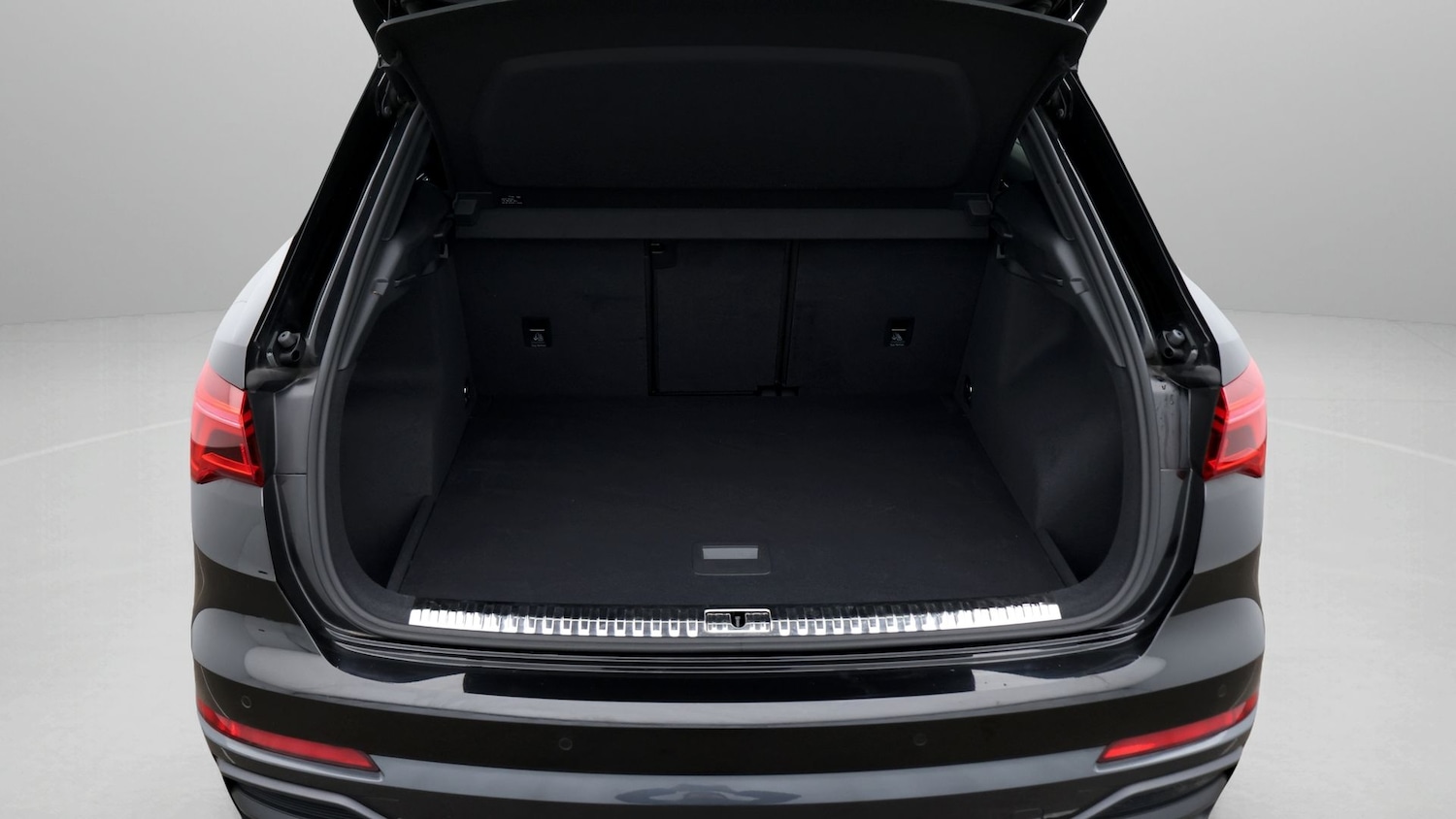 Used Audi Q3 2021 for sale - 77609780: Photo 17