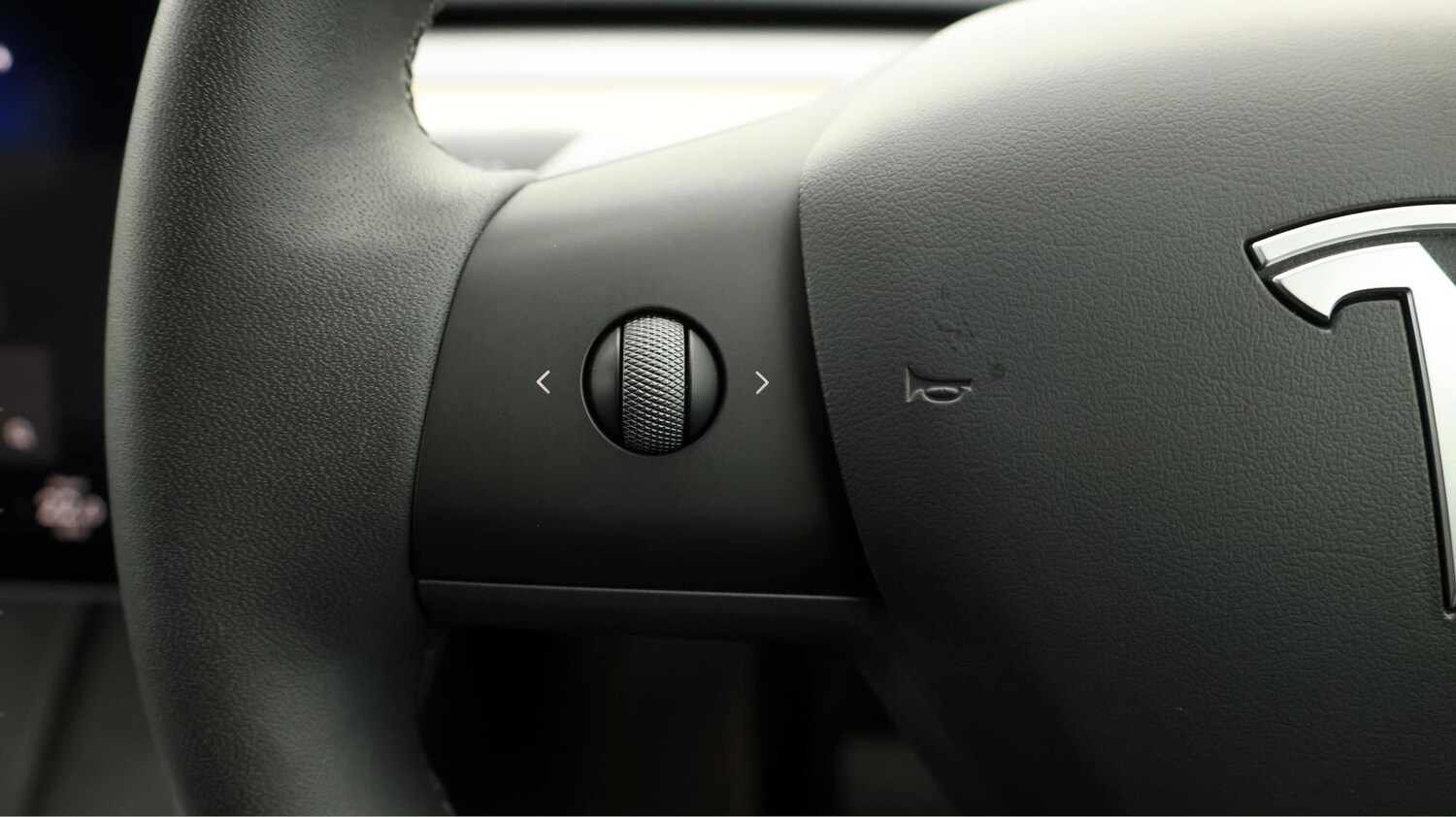 Used Tesla Model Y 2022 for sale - 77245189: Photo 22