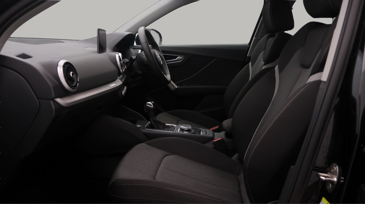 Used Audi Q2 for sale - 77749637: Photo 14