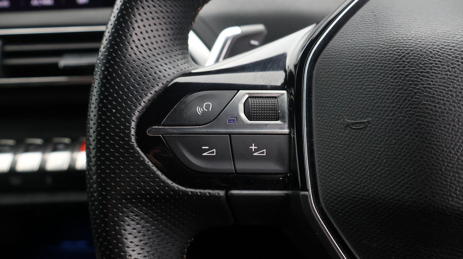 Used Peugeot 3008 2019 for sale - 78042199: Photo 25