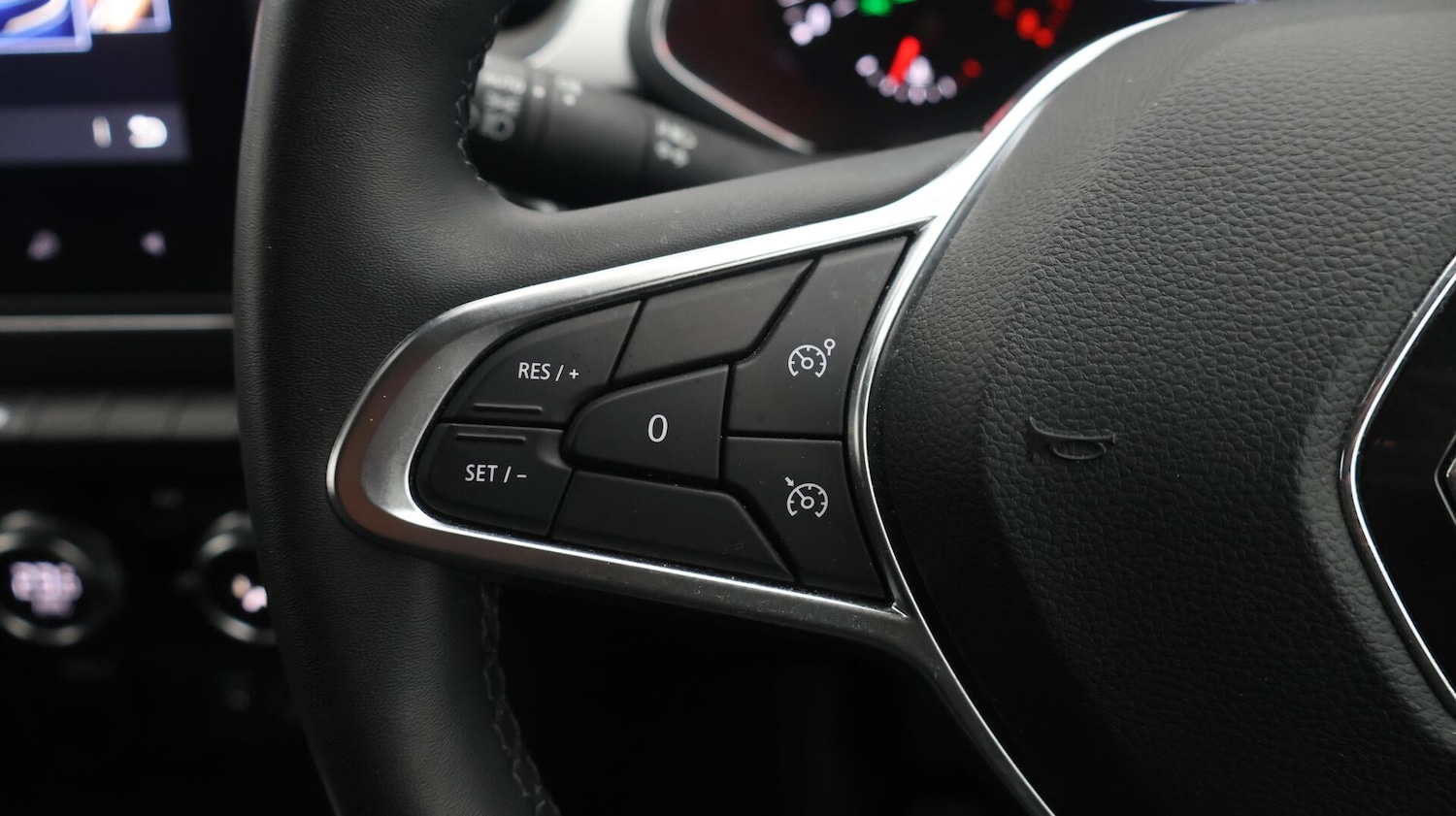 Used Renault Captur 2020 for sale - 76307089: Photo 23
