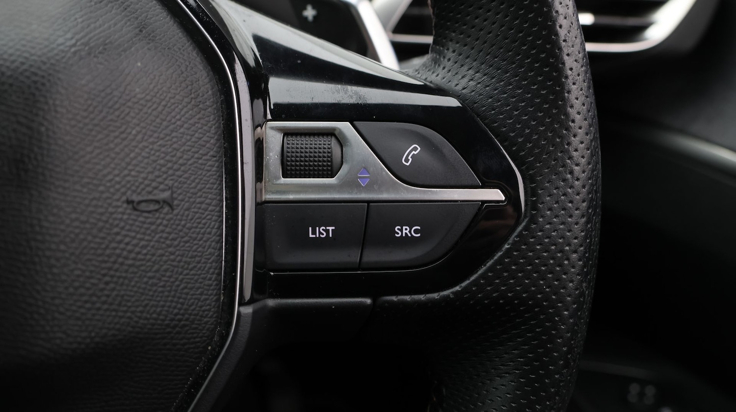 Used Peugeot 5008 2019 for sale - 77522228: Photo 30