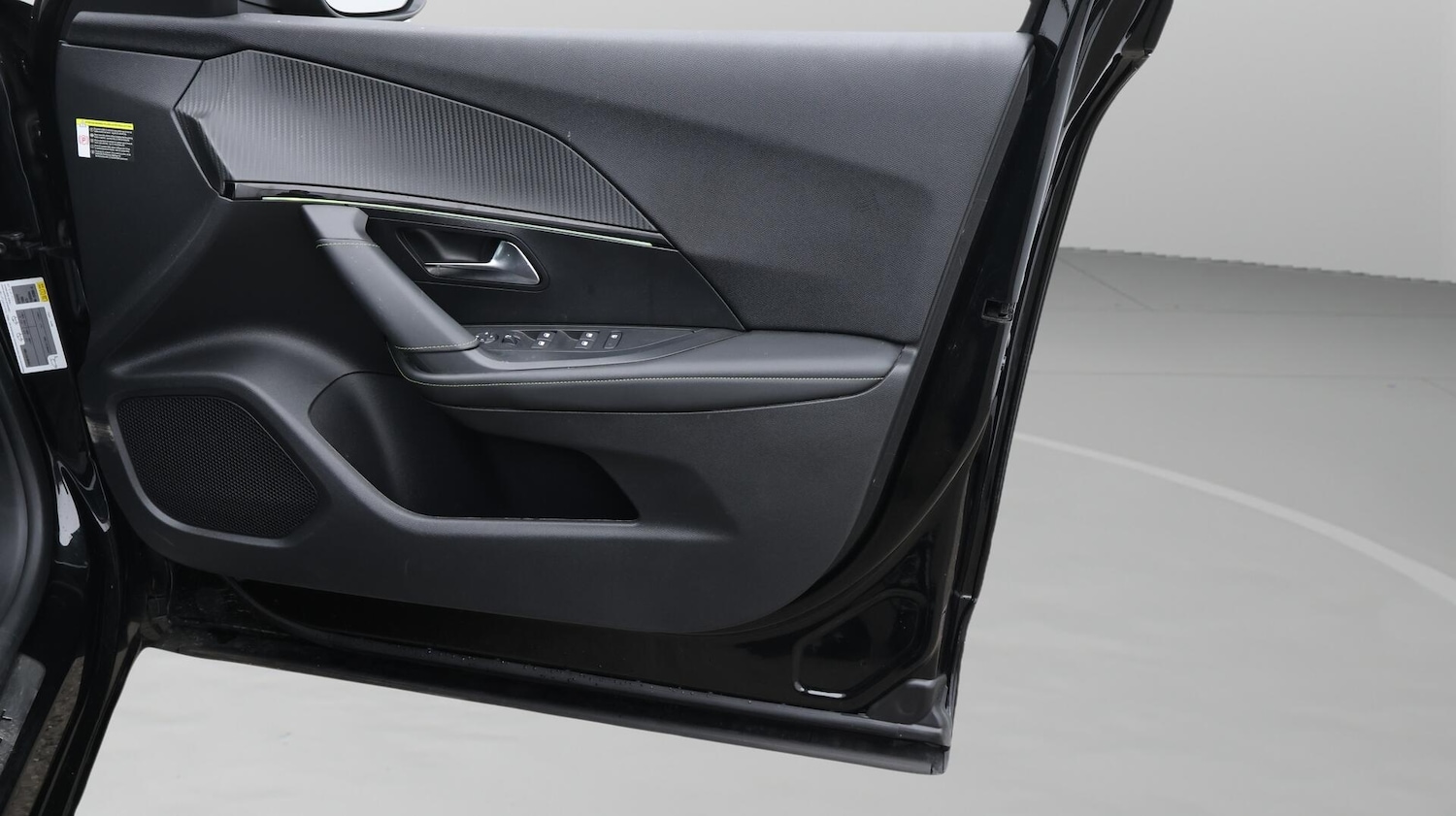 Used Peugeot 2008 2023 for sale - 76657678: Photo 16