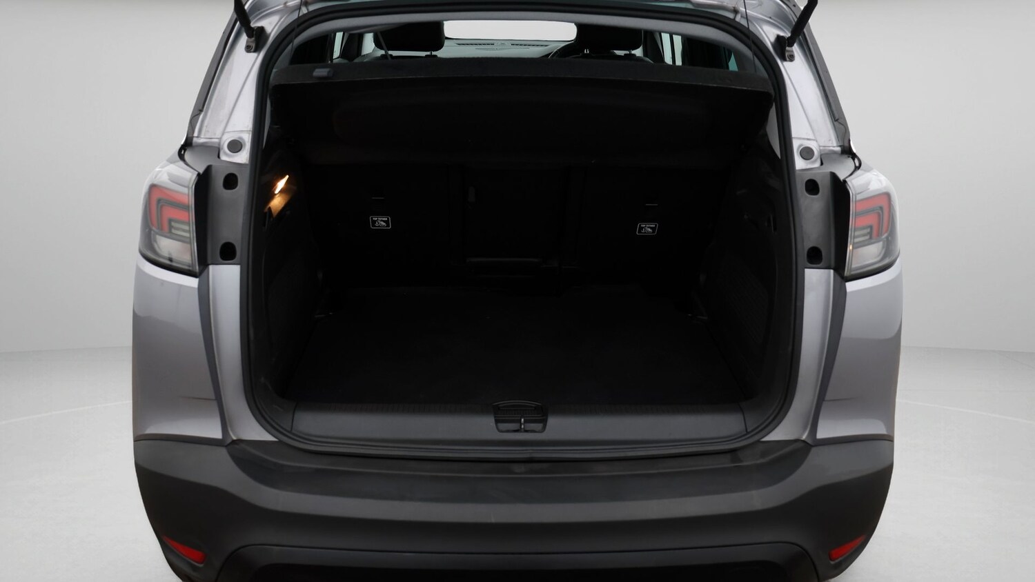 Used Vauxhall Crossland 2022 for sale - 77195583: Photo 17