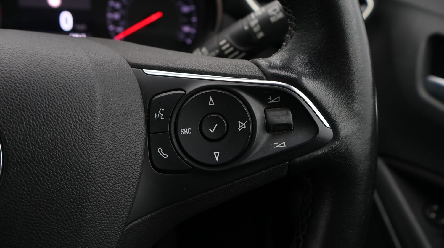 Used Vauxhall Crossland 2022 for sale - 77195583: Photo 25