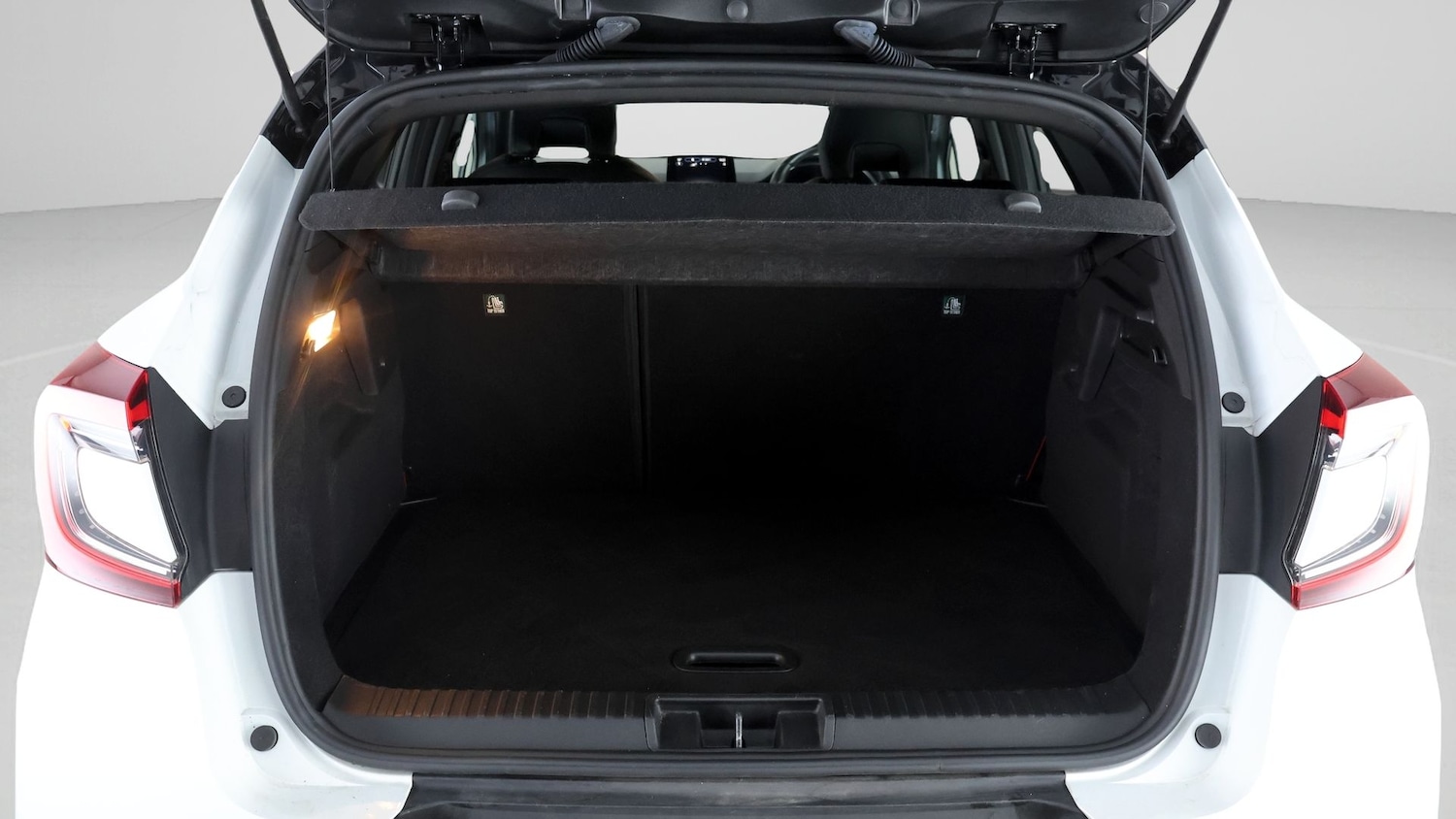 Used Renault Captur 2022 for sale - 78178221: Photo 16