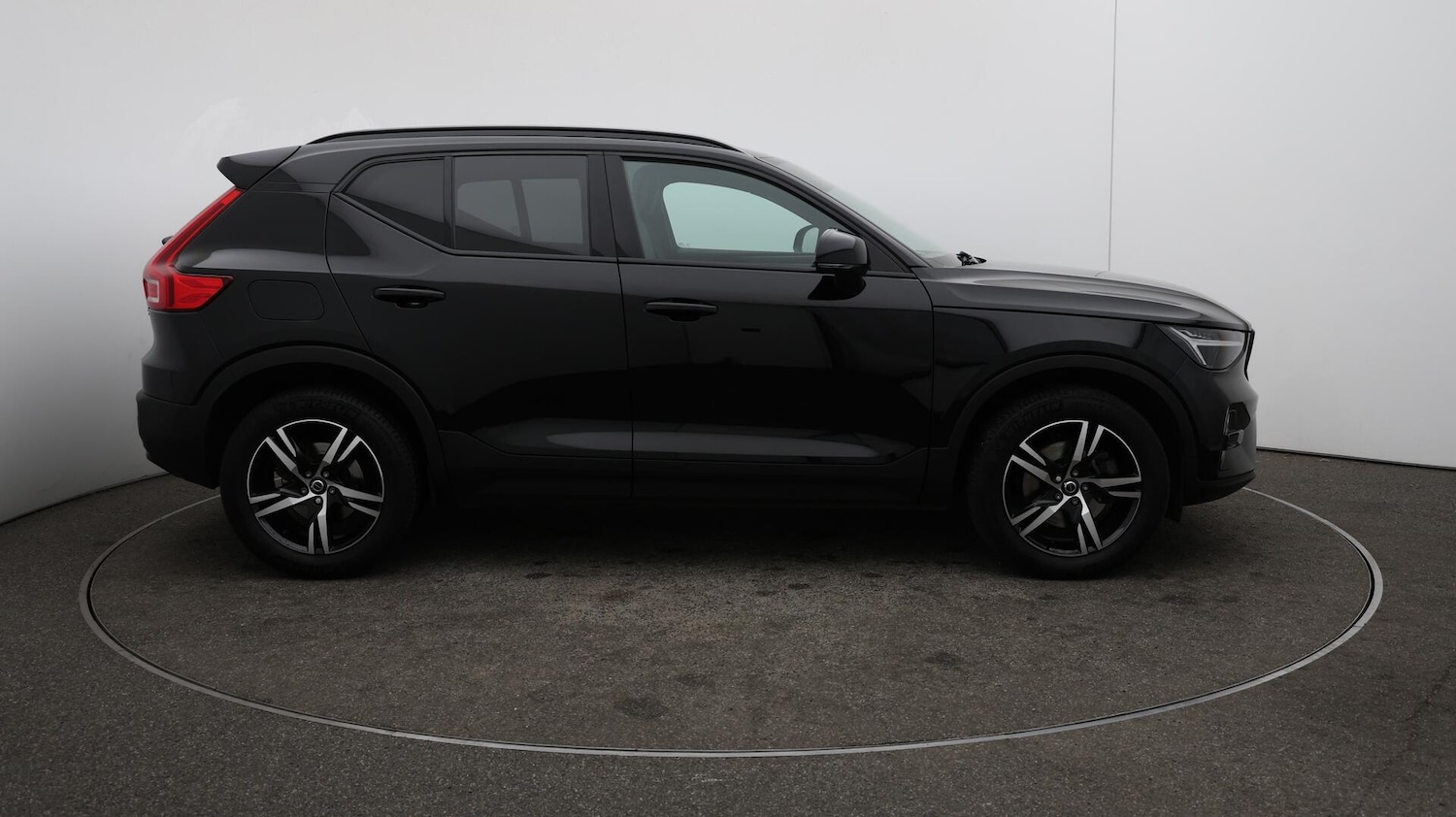 Used Volvo XC40 2023 for sale - 76137754: Photo 48