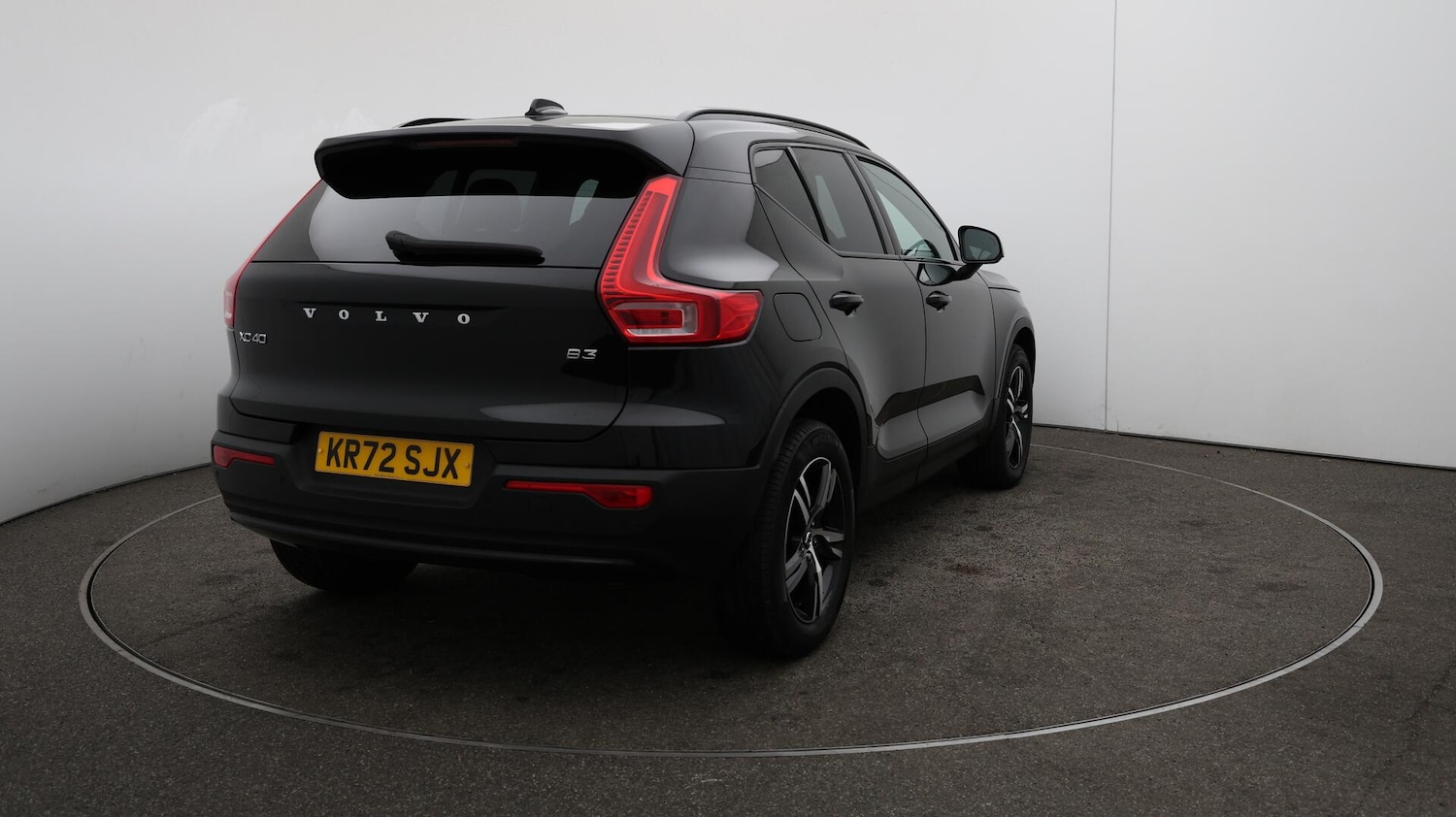 Used Volvo XC40 2023 for sale - 76137754: Photo 54