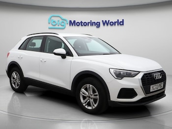 Audi - Q3