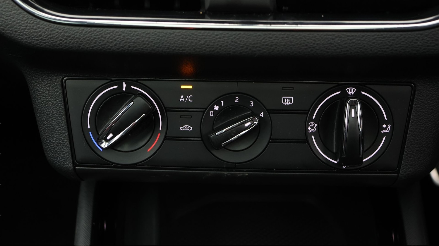 Used Skoda Kamiq 2021 for sale - 77398846: Photo 12