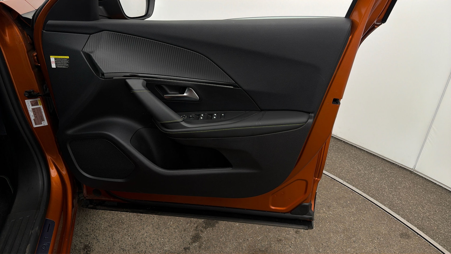 Used Peugeot 2008 2023 for sale - 78169108: Photo 14