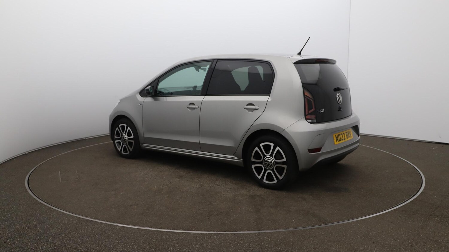 Vehicle 33